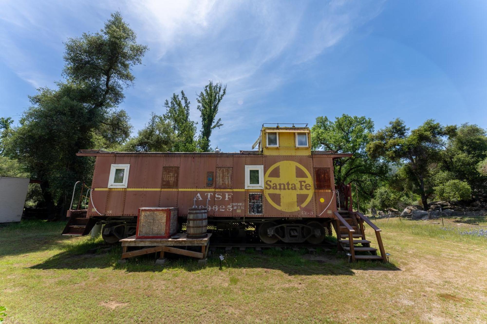 Вилла Little Red Caboose Окхерст Экстерьер фото