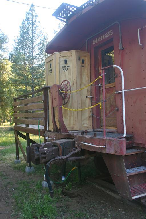 Вилла Little Red Caboose Окхерст Экстерьер фото